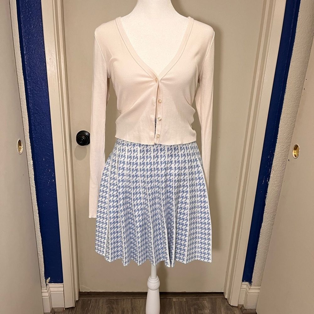 Cherry Ko Ko Blue & White Houndstooth Pleated Mini Skirt NWT - Picture 2 of 9